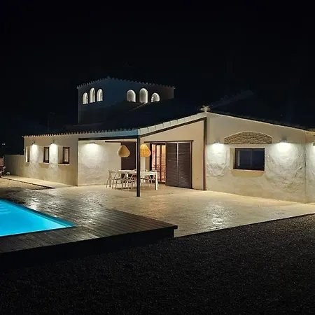 Masos Bruguera - Llambrich Villa