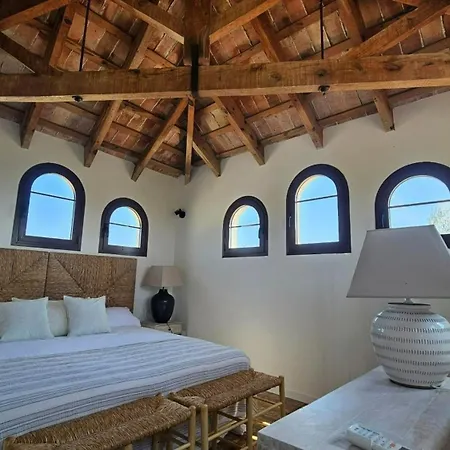 Masos Bruguera - Llambrich Villa